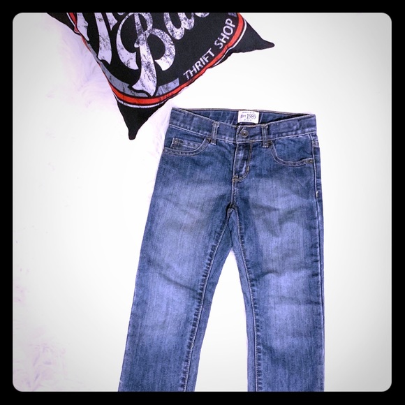 size 10 EUC Boys the childrens place jeans denim /& black wash colors 2 pairs